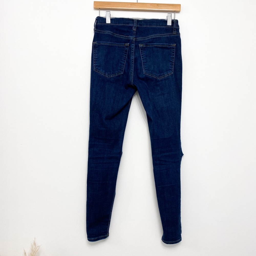 Free People Busted Knee Jeans - Picture 7 of 7